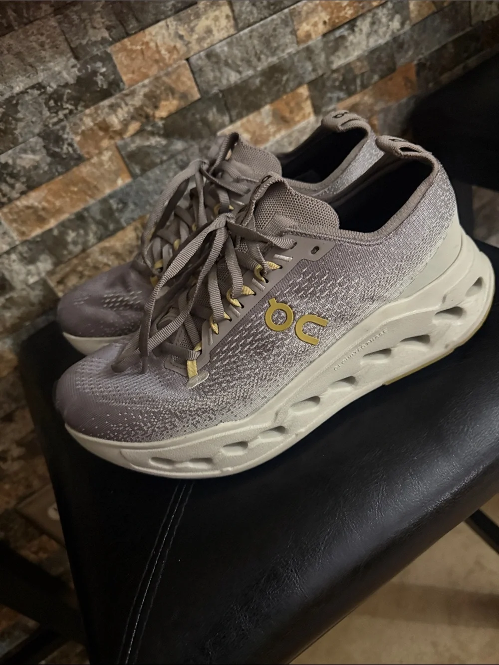 On Running Mens CloudSurfer Max Running Shoes